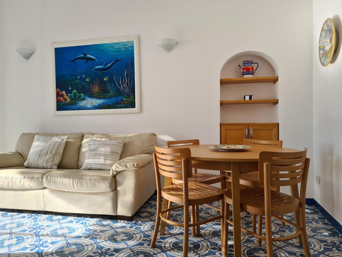 Il Dipinto Lägenhet Capri Exteriör bild
