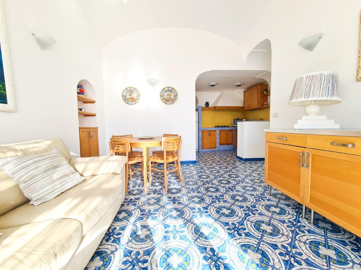 Il Dipinto Lägenhet Capri Exteriör bild